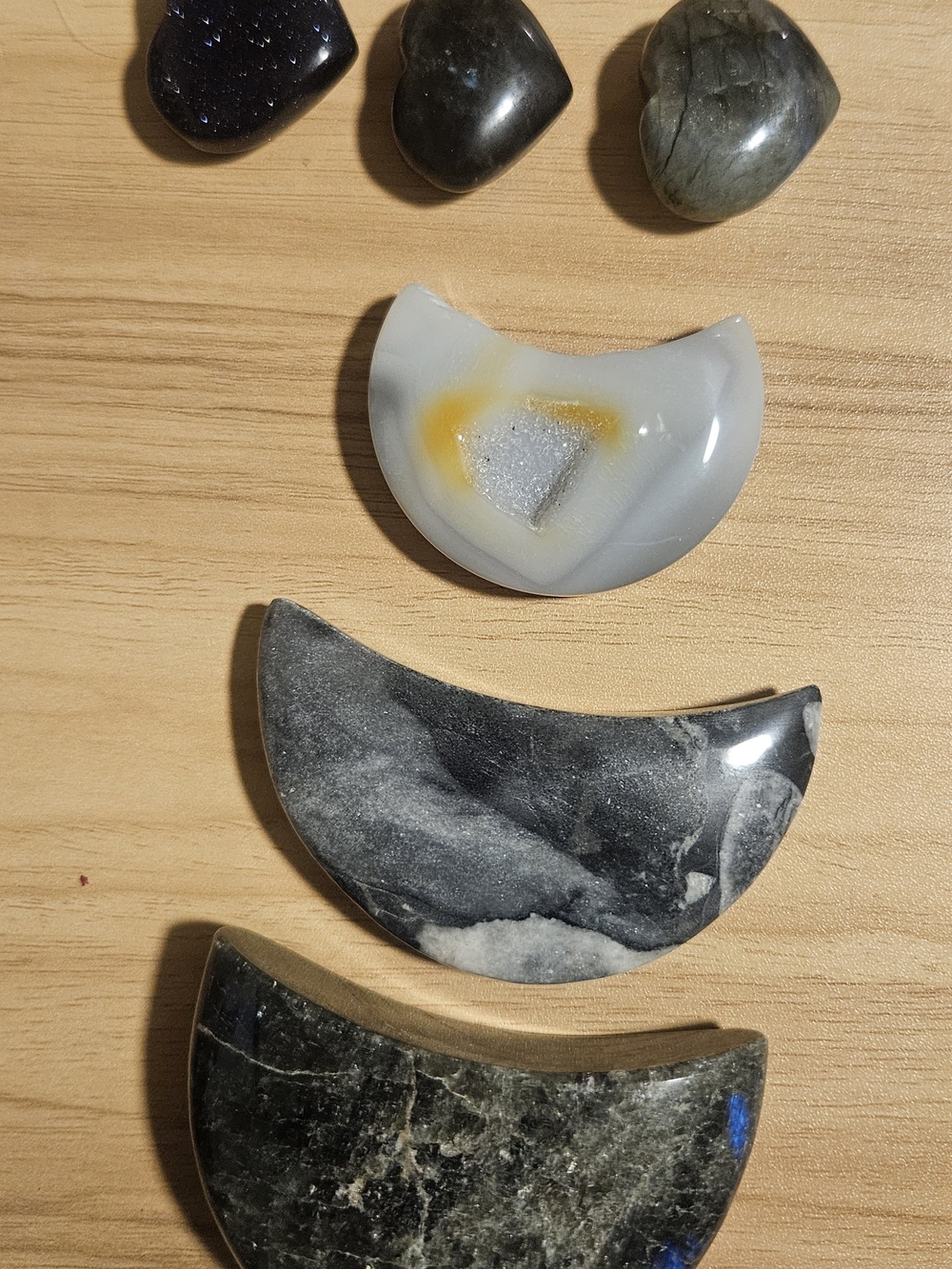 Assorted Crescent Moon Crystal Display Set -Blk Obsidian/Gry Moss Agate/Druzy
